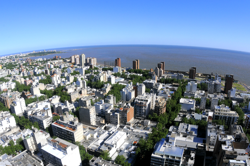 Imagen aérea de Montevideo. Foto: Archivo El País