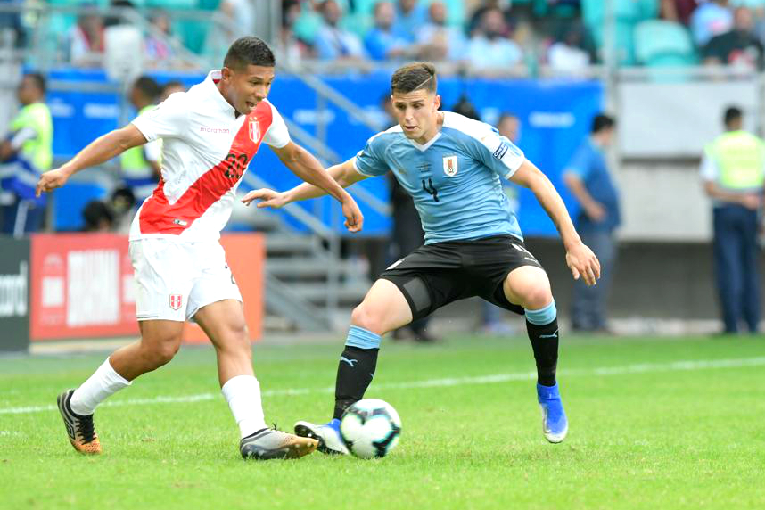 Giovanni González en el Uruguay vs. Perú