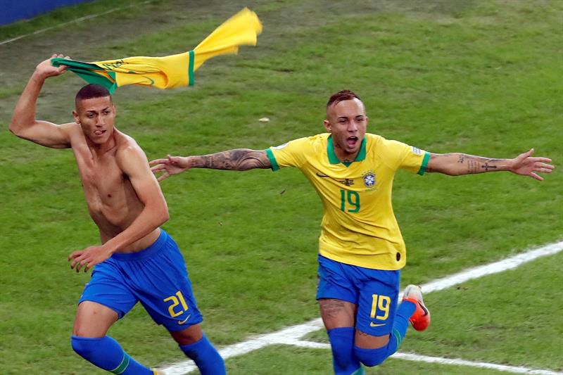 Brasil le ganó 3-1 a Perú y obtuvo su novena Copa América. Foto: EFE