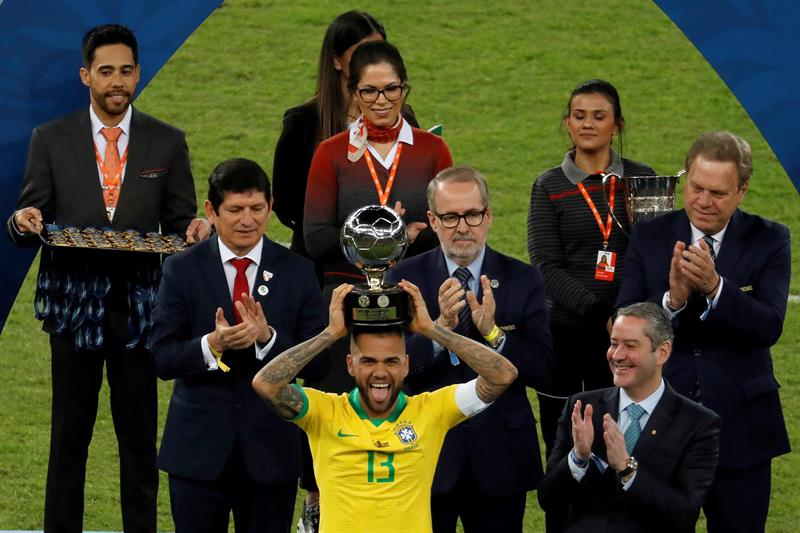 Brasil le ganó 3-1 a Perú y obtuvo su novena Copa América. Foto: EFE