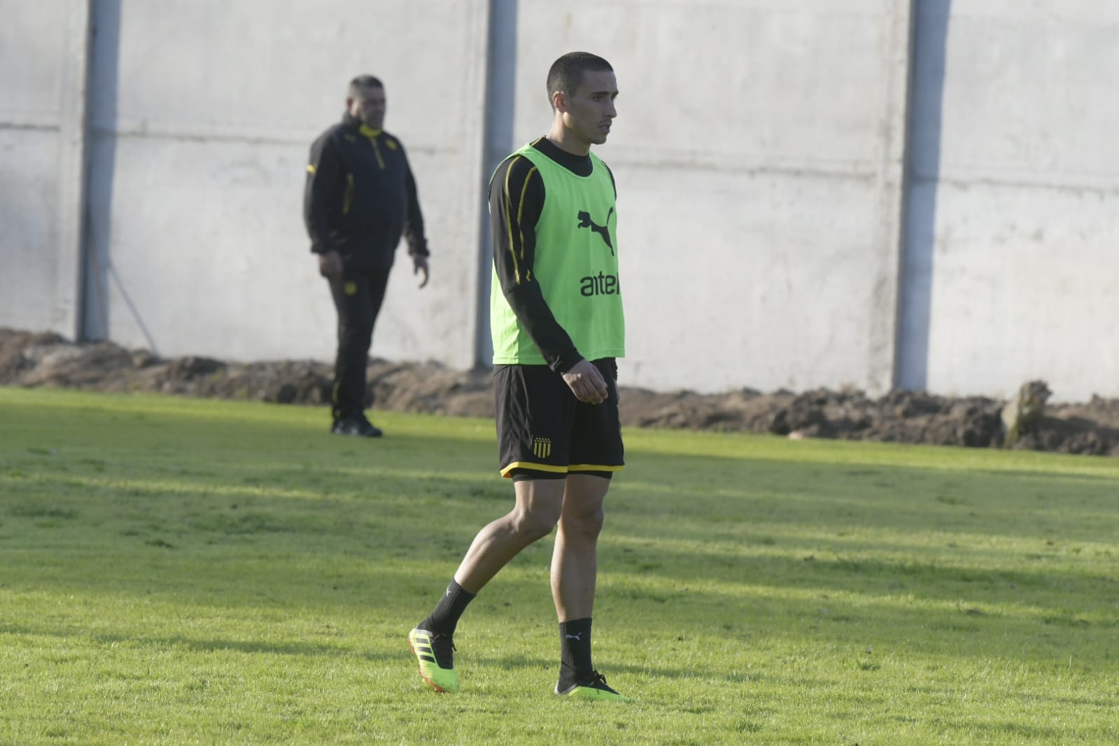 Rodrigo Abascal en su primer entrenamiento con Peñarol. Foto: Marcelo Bonjour.