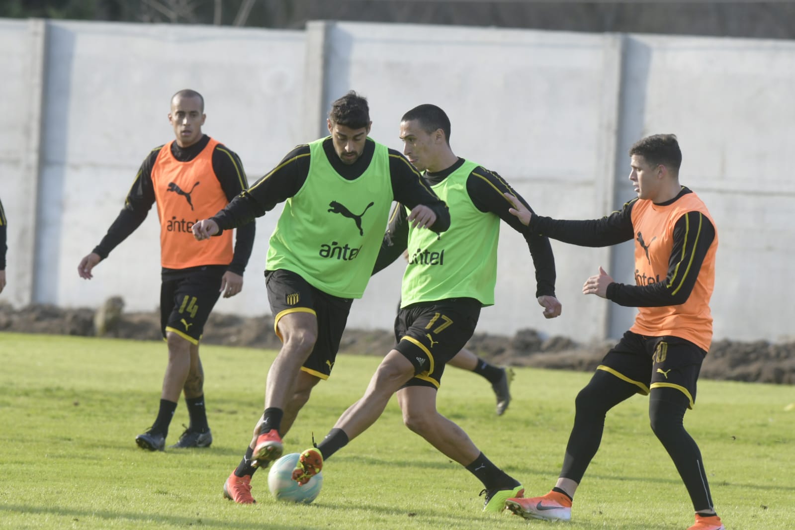 La presencia de Giovanni González tras su pasaje por la Copa América. Foto: Marcelo Bonjour.