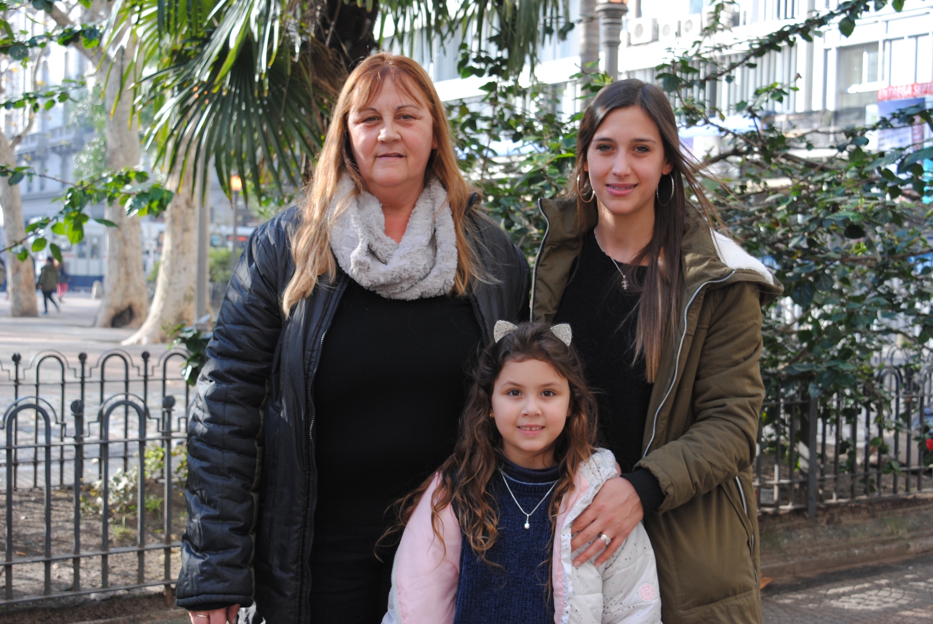 Analia Cantero, Victoria Silva, Patricia Cardozo.