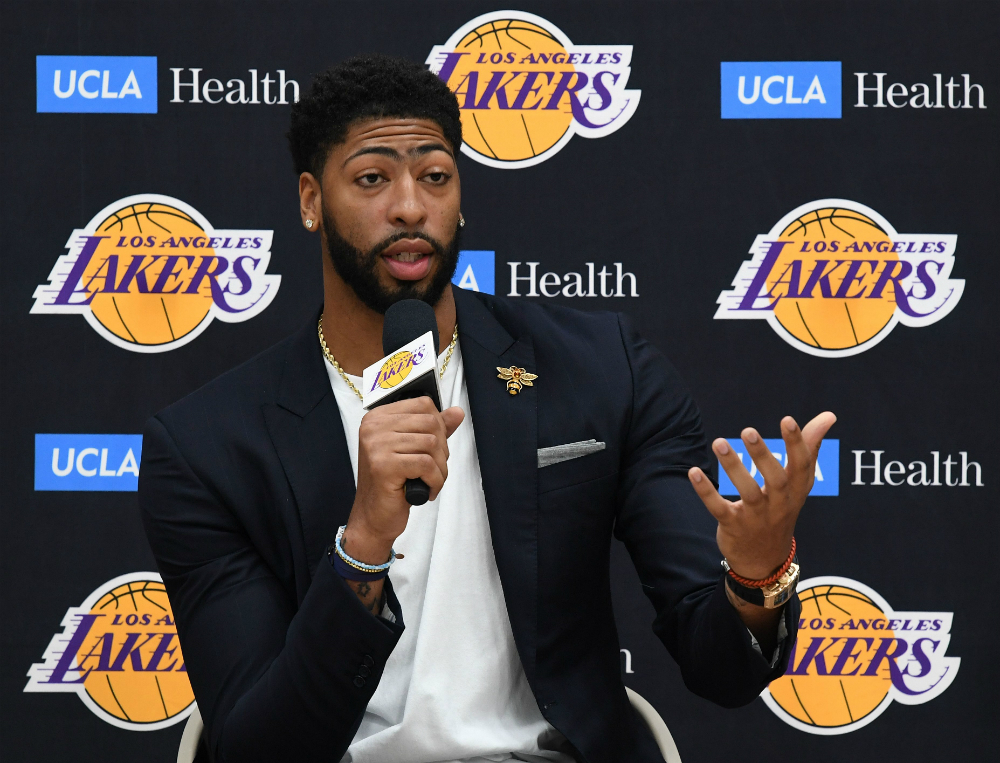 Anthony Davis optó por prepararse para la temporada con Los Angeles Lakers
