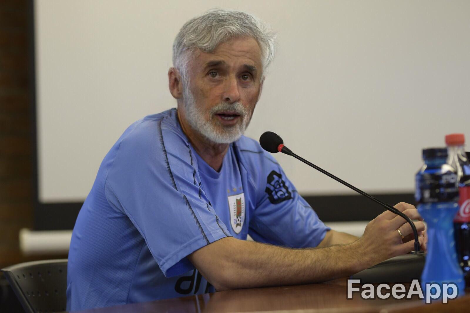 Así se ven los jugadores de Uruguay con el paso del tiempo en FaceApp. Imagen original: Archivo El País