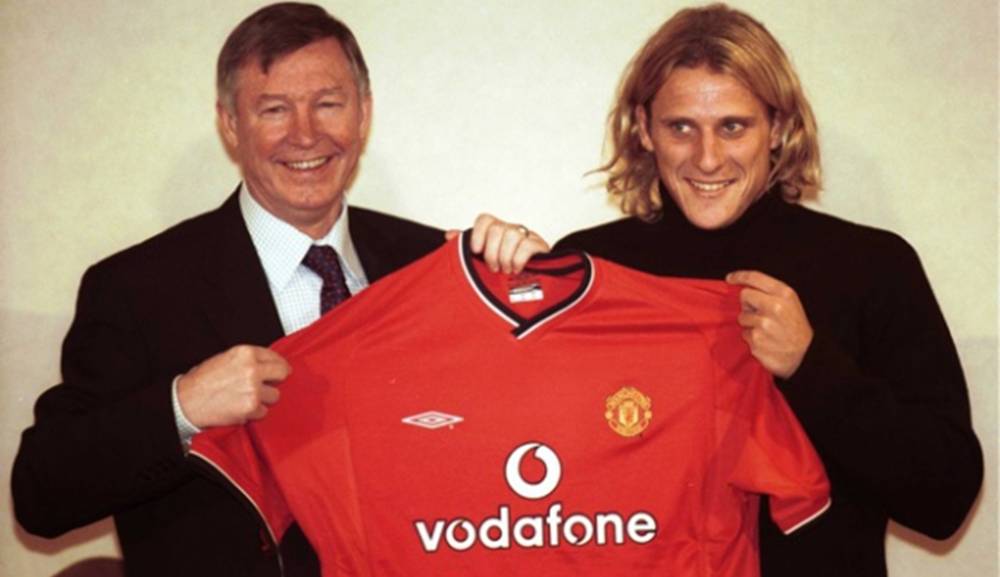 Sus goles y su proyección a futuro lo llevaron al Manchester United donde lo recibió Sir Alex Ferguson.