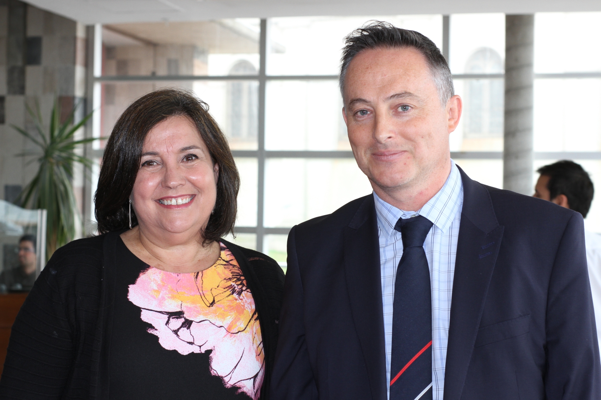 Laura Motta, Embajador de Reino Unido Ian Duddy.