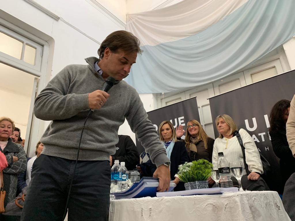 Luis Lacalle Pou en Salto. Foto: Pablo S. Fernández.