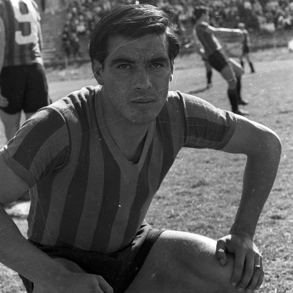 Eliseo Álvarez siguió en la cancha pese a estar fracturado en el partido contra la URSS en el Mundial de 1962 para no dejar al equipo celeste con diez hombres.