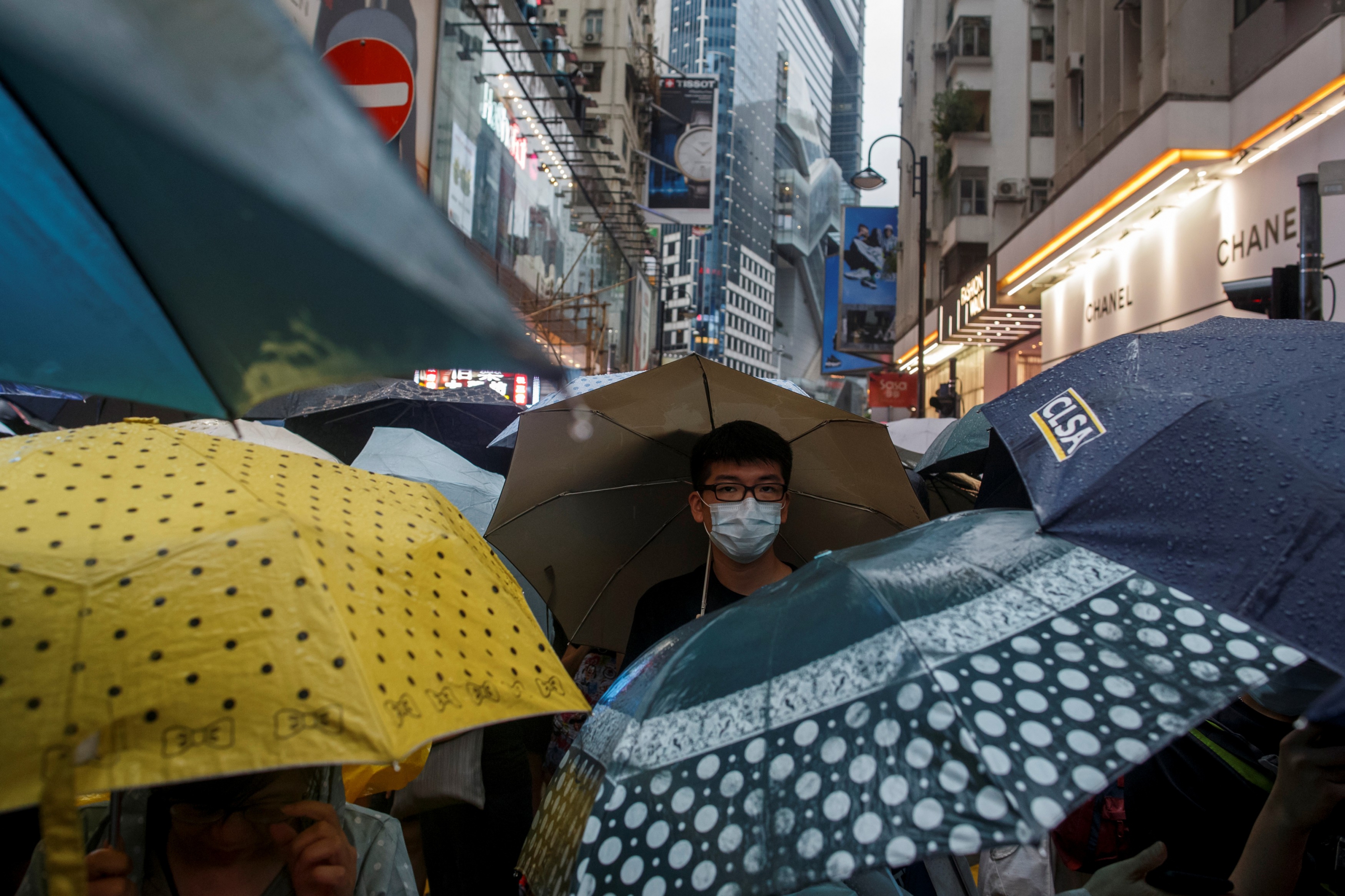 Paraguas en Hong Kong. Foto: Reuters