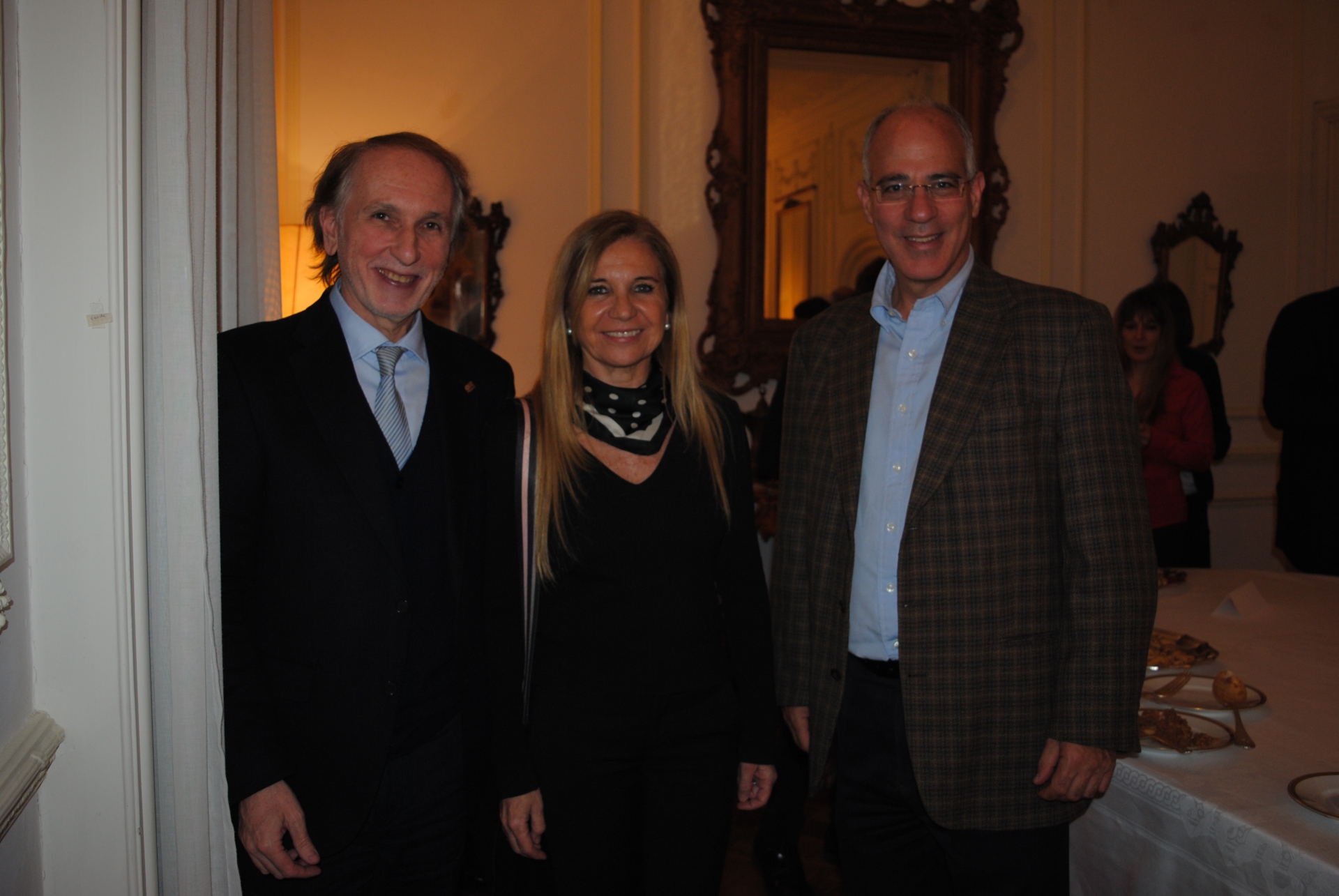 Jorge y Carolina Grunberg, Embajador de Israel Luis Yod.