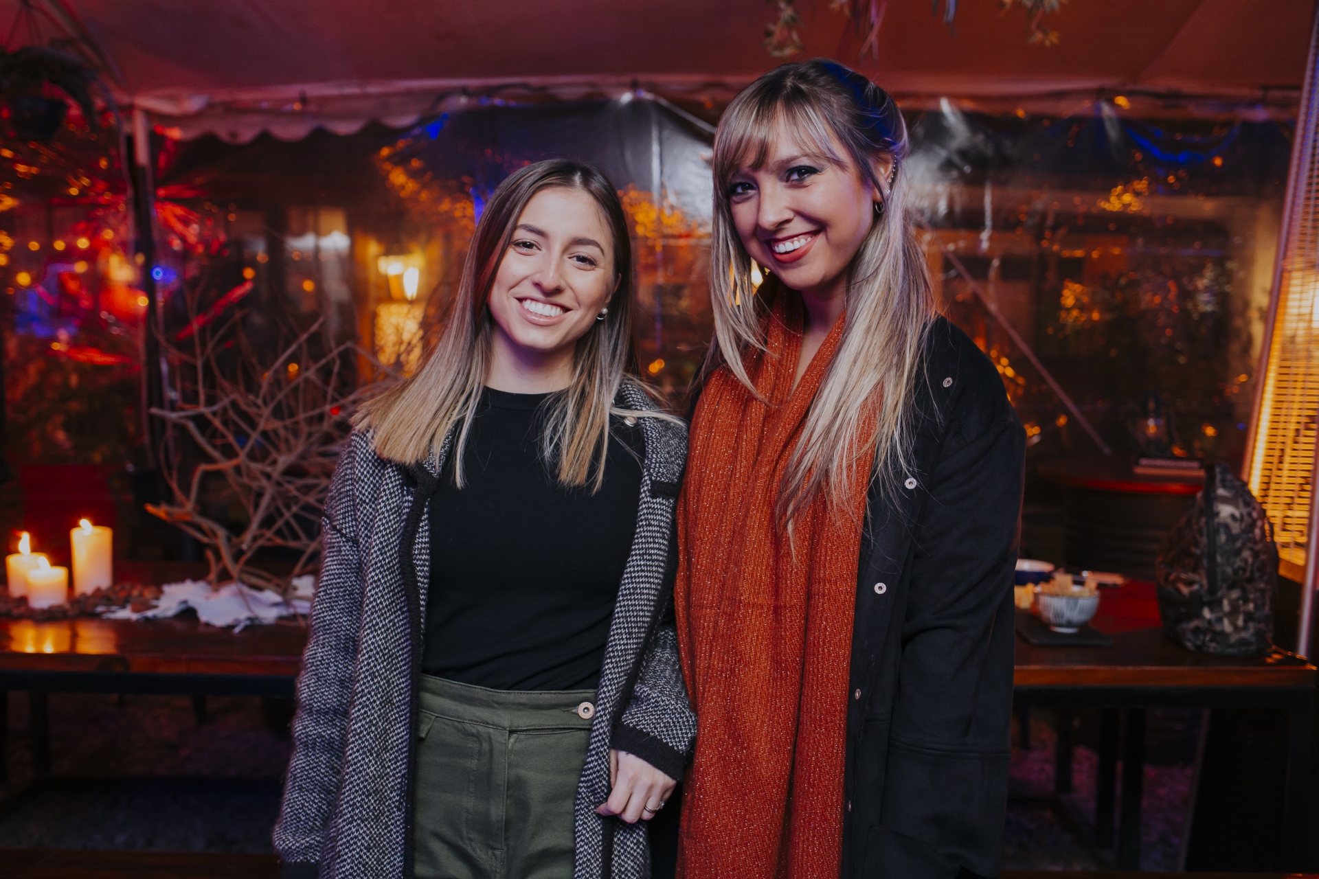 Agustina Villanueva, Lorena Pérez.