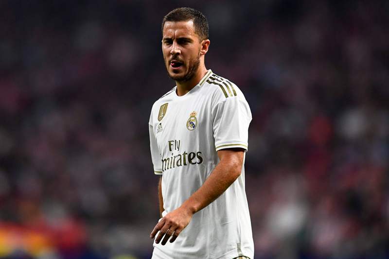 Eden Hazard con la camiseta de Real Madrid. Foto: AFP