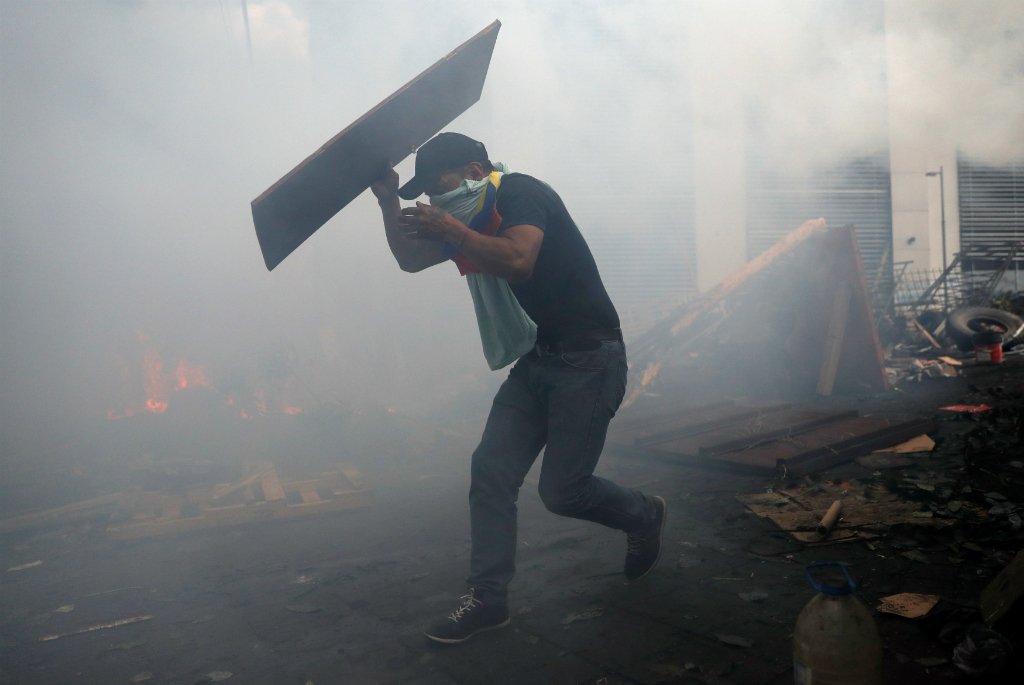 La violencia no cesa en Ecuador. Ya son diez días de intensas protestas. Foto: Reuters