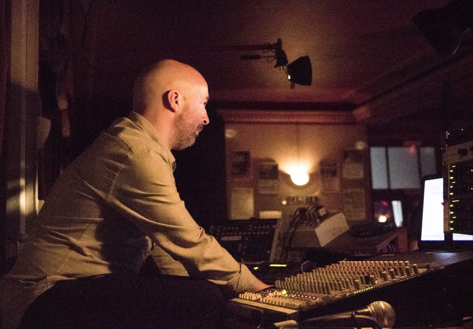 Joselo Ferrando, Dj de El Chamuyo. Foto: Jaqueline Bertalmo