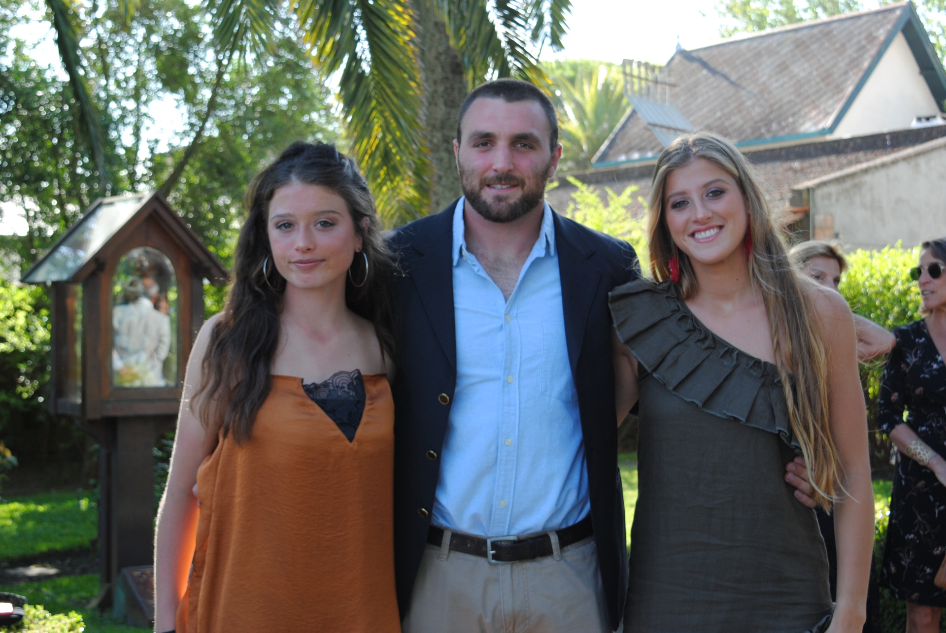 Joaquina Costa, Santiago Civetta, Josefina Costa.
