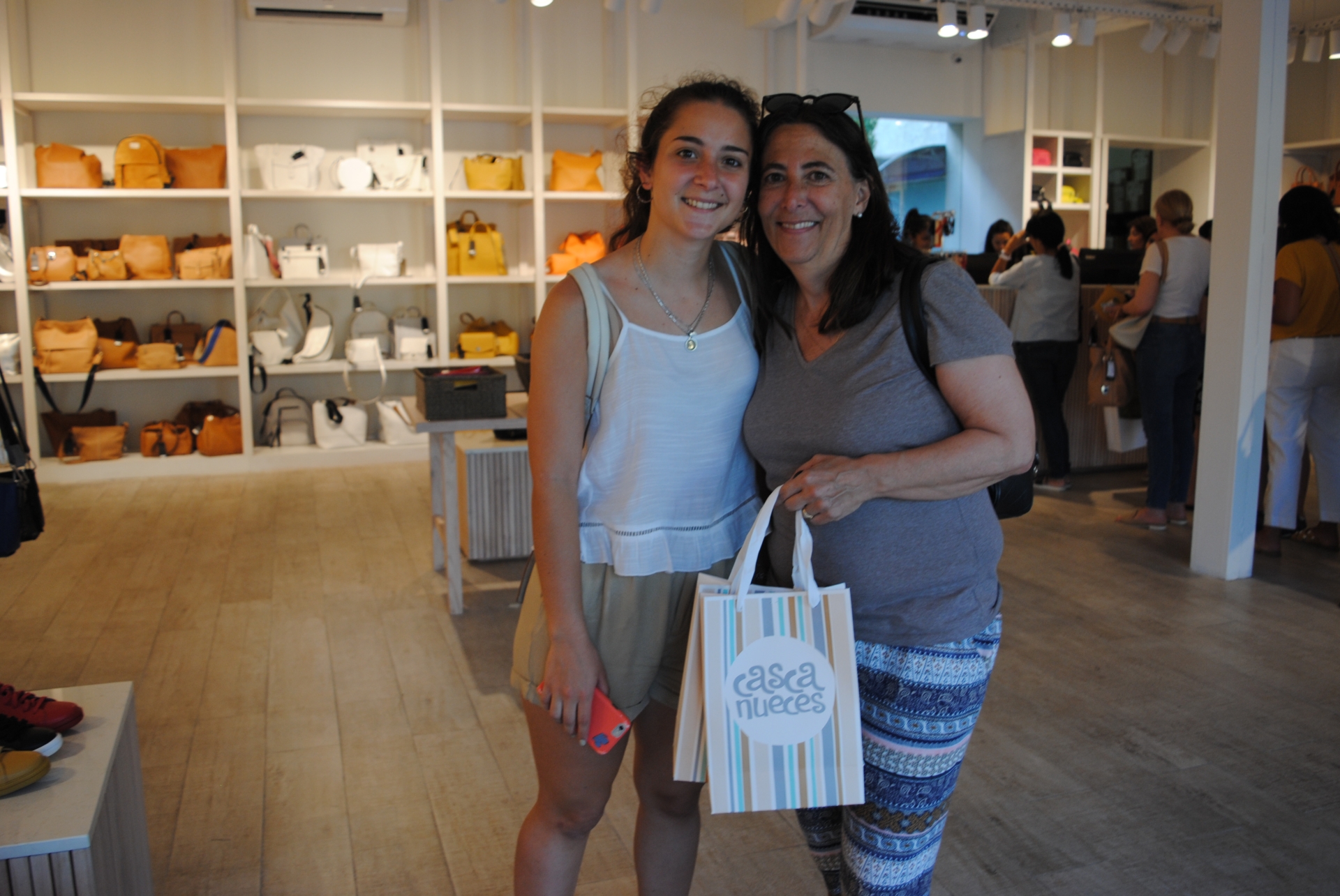 Federica Domingo, Ana Laura Esposto.