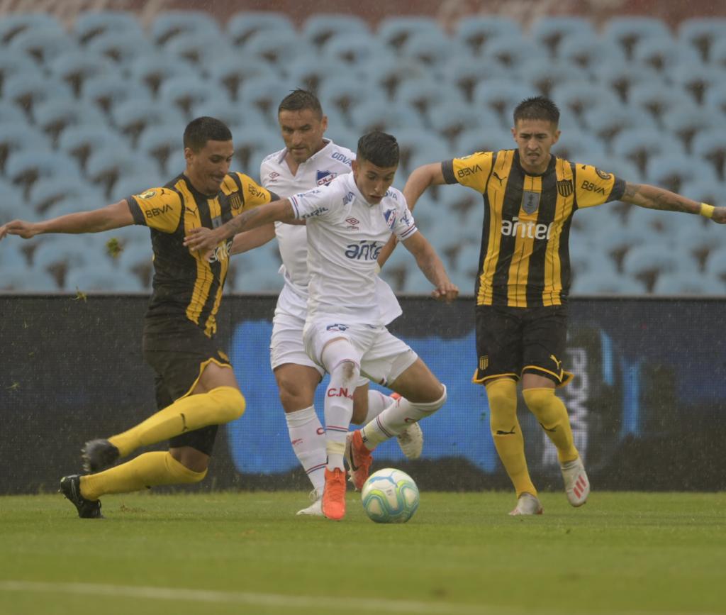 Clásico Clausura Nacional vs. Peñarol