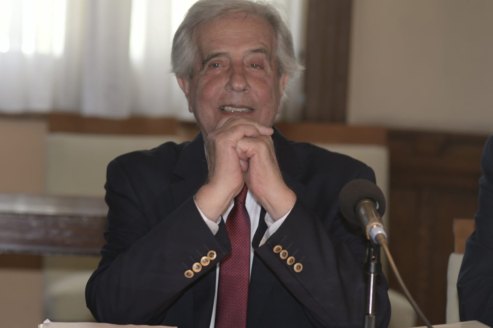 Tabaré Vázquez en conferencia de prensa. Foto: Leo Mainé.