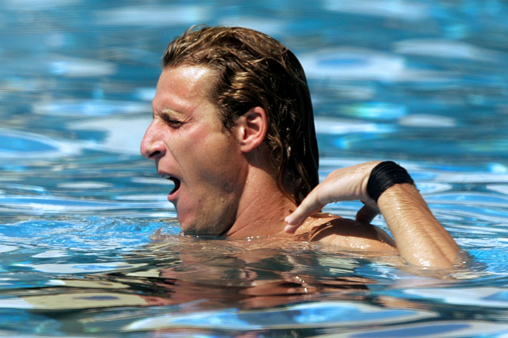 Momento de relax para Diego Forlán con la selección uruguaya. Foto: Archivo.