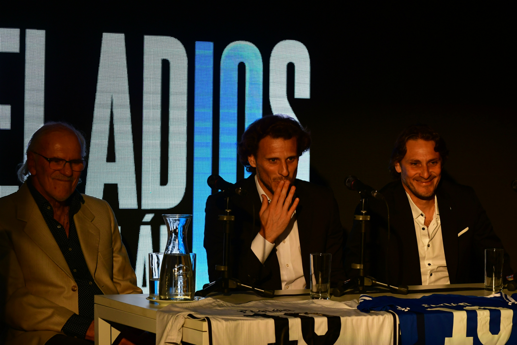 El día que anunció su despedida dejó un saludo particular. Foto: Archivo El País.