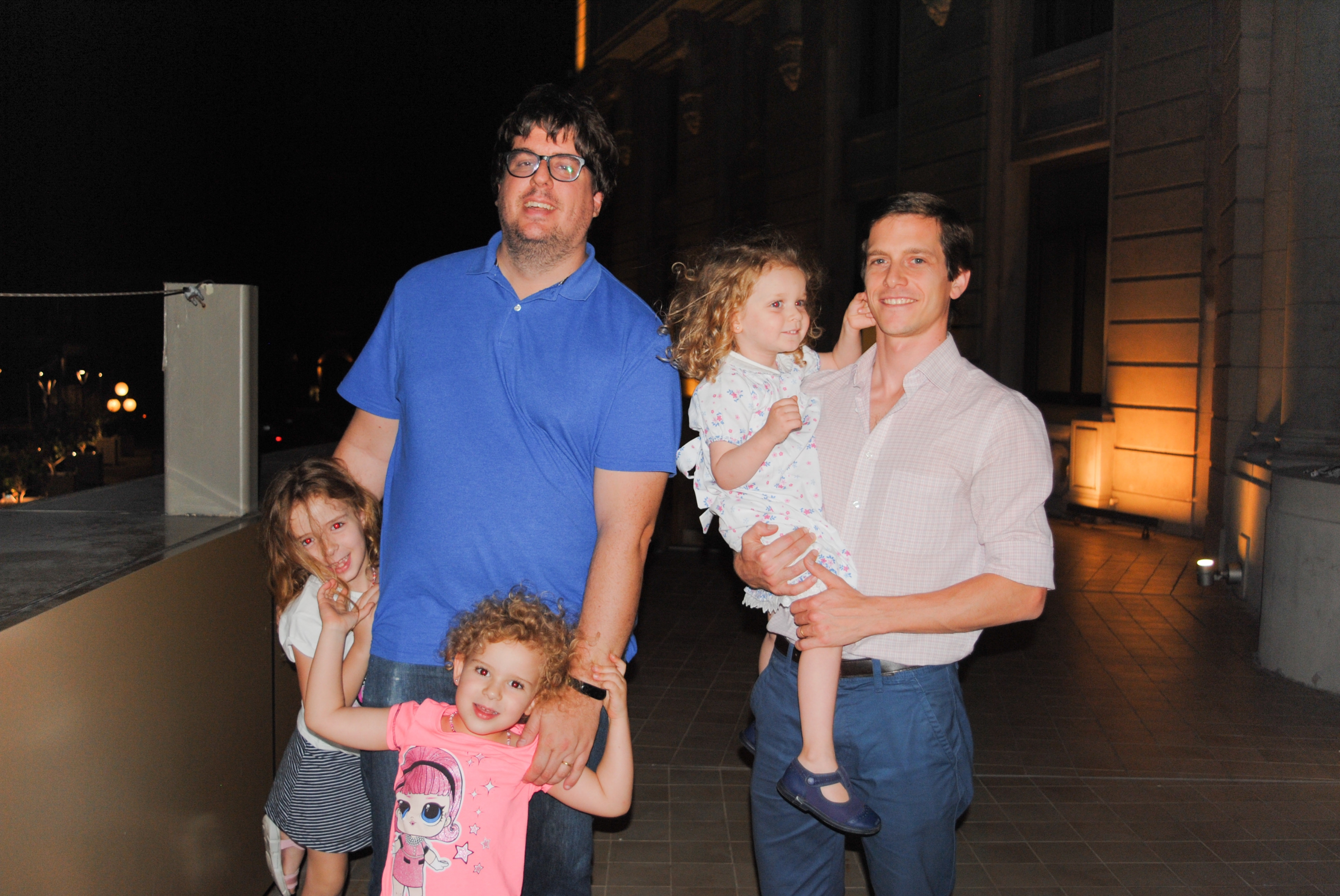 Emilia, Juan y Micaela Niosi, Isabel Garmendía, Mathias Garmendia.