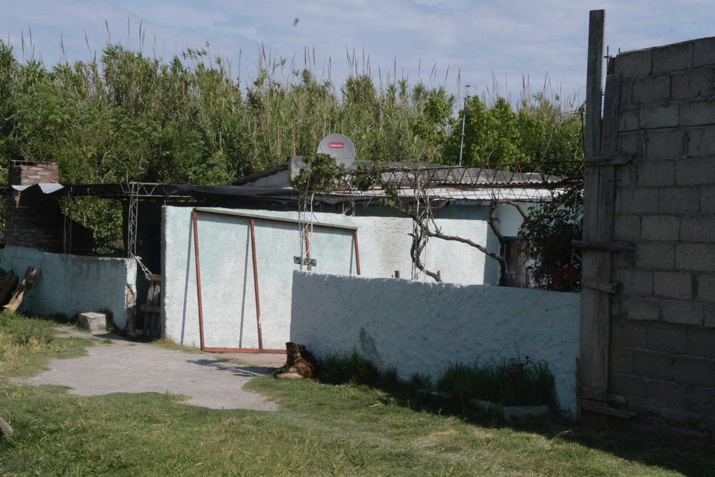 Casa donde fue asesinada la joven en la noche del martes. Foto: Marcelo Bonjour