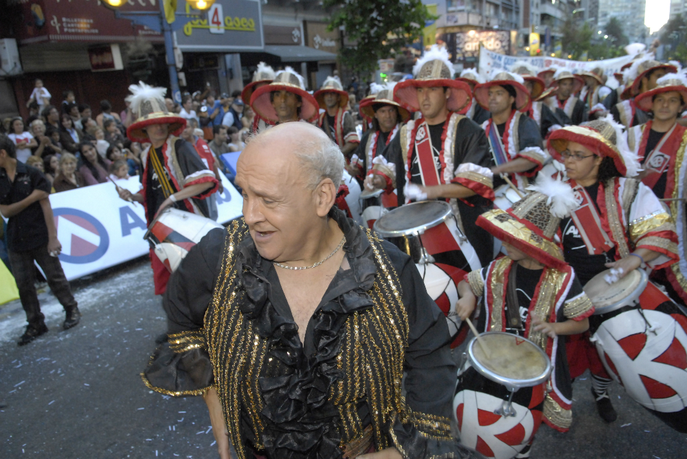 Julio "Kanela" Sosa en el carnaval. Foto: Archivo El País