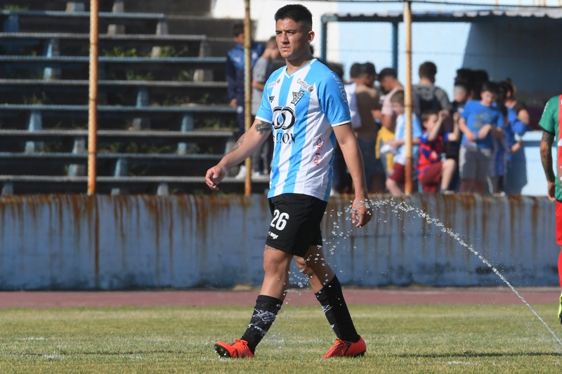 Mauro Brasil con la camiseta de Cerro. Foto: Gerardo Pérez.