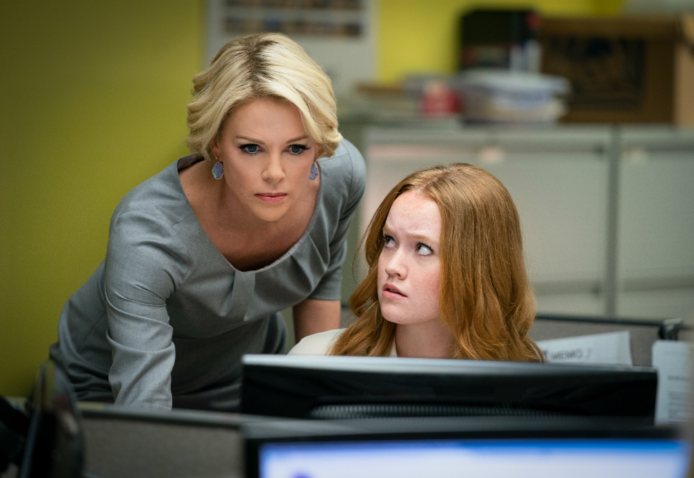 Charlize Theron con Megyn Kelly en la película "El escándalo". Foto: Difusión