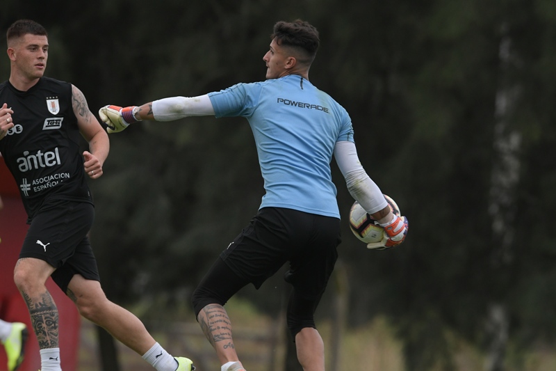 Fiermarín ante la marca de Juan Ignacio Ramírez en un entrenamiento de la Sub 23. Foto: Gerardo Pérez.
