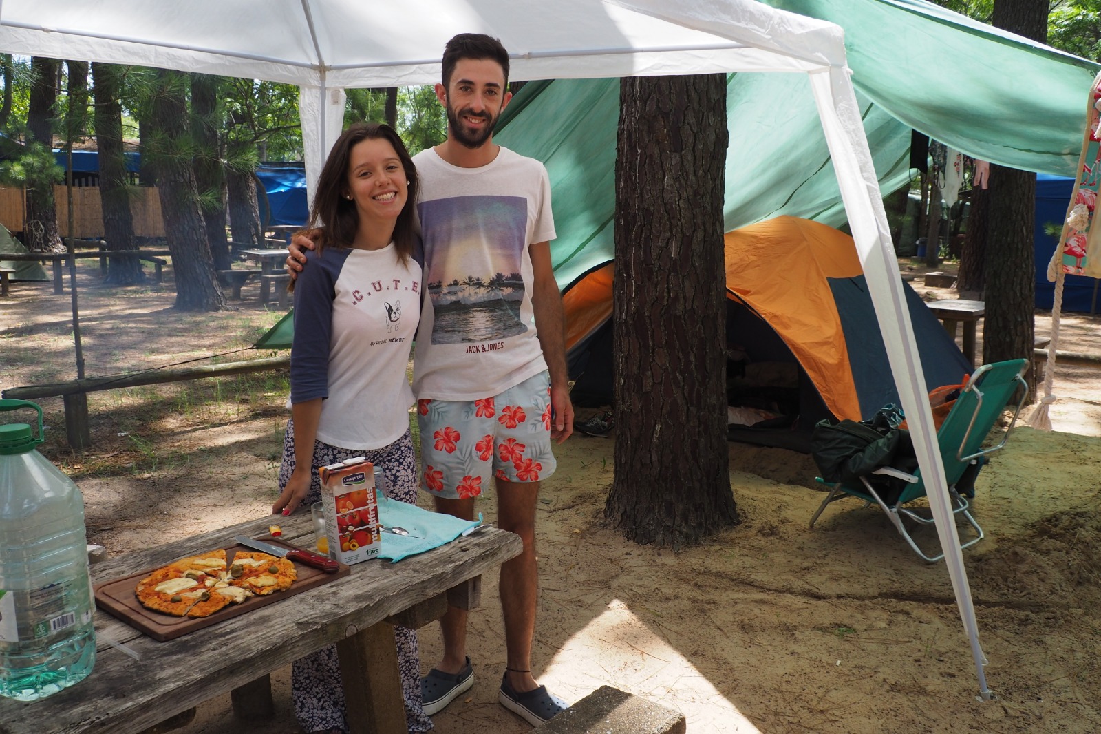 Lorena y Rodrigo en el camping San Rafael. Foto: Ricardo Figueredo