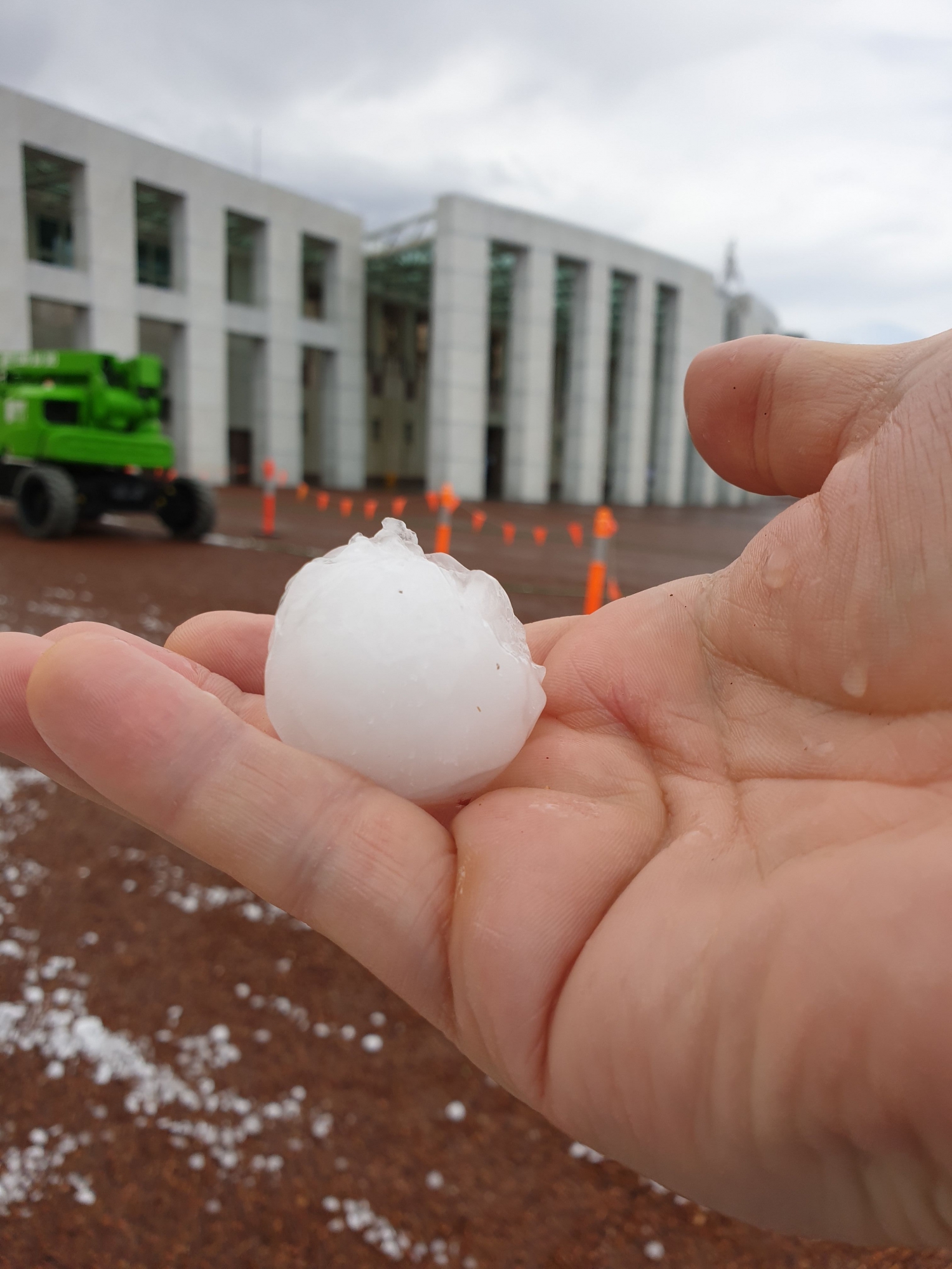 Una fuerte tormenta de granizo se desató en Canberra, Australia. Foto: AFP.