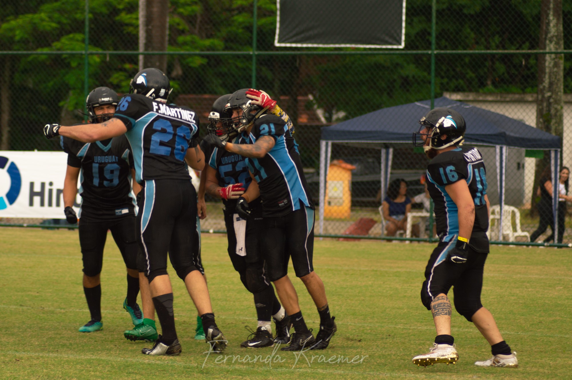 Football Americano: Uruguay le ganó 17-0 a Brasil en Belo Horizonte. Fotos: Fernanda Kraemer
