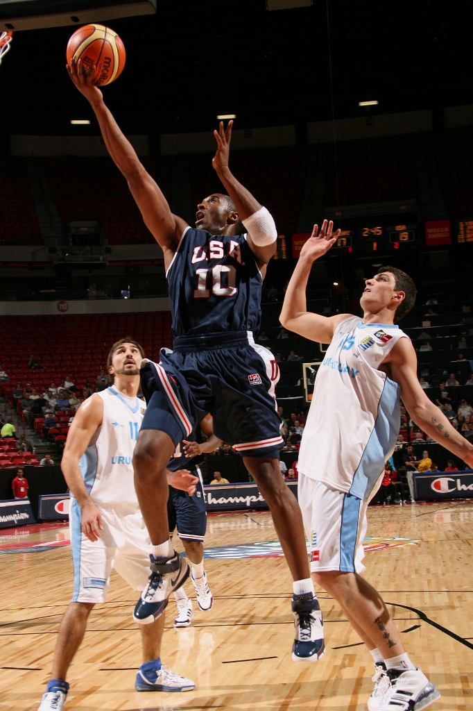 Kobe Bryant vs. Uruguay en Las Vegas 2007