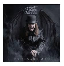 Ordinary Man. Foto: Epic.