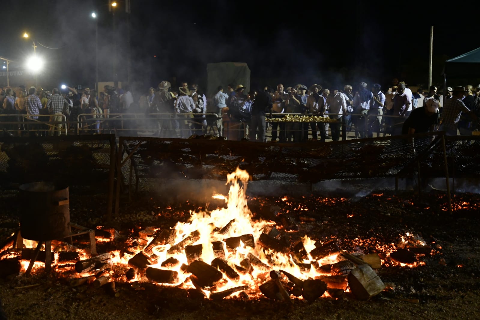 En la Rural del Prado se hizo un gran asado. Foto: Fernando Ponzetto.