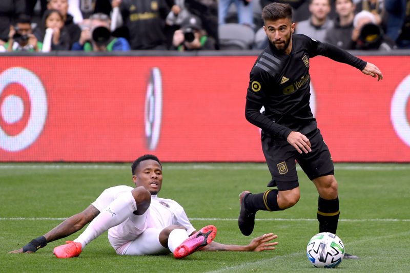 Diego Rossi en el juego entre Los Ángeles e Inter Miami. Foto: AFP