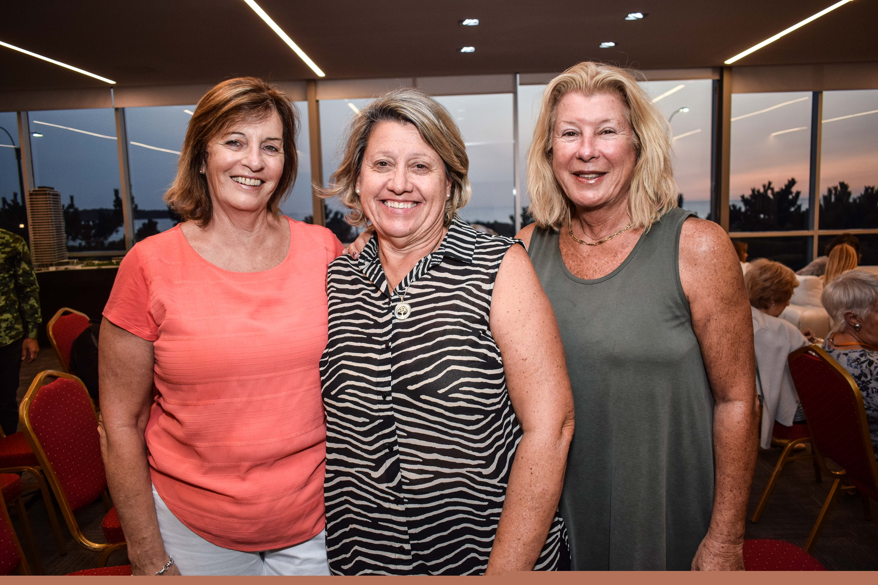 Rita Acevedo, Grisel Ottonello, Lizzie Boldarenko.