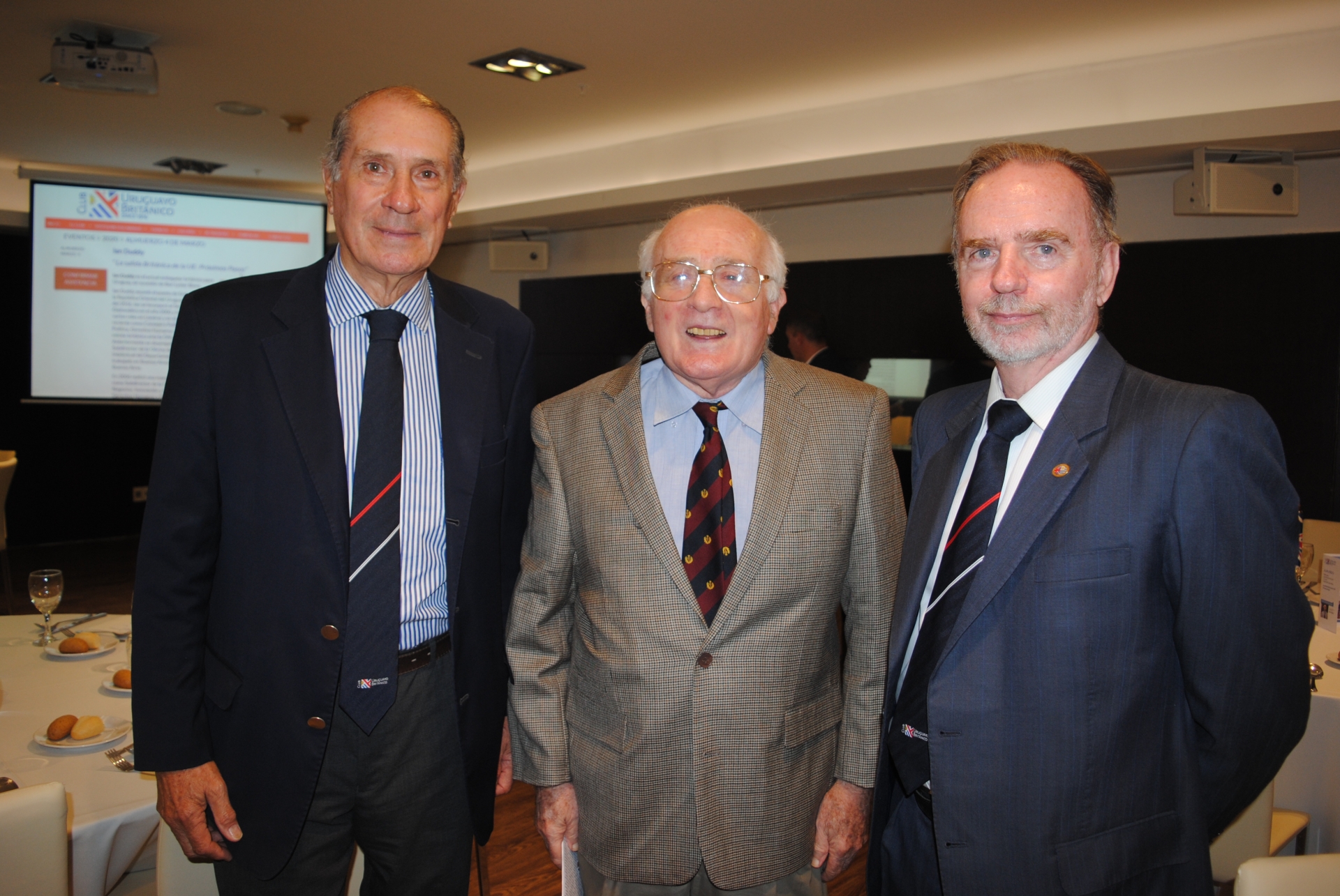 Diego Payssé, James Coubrough, Roberto Linn.