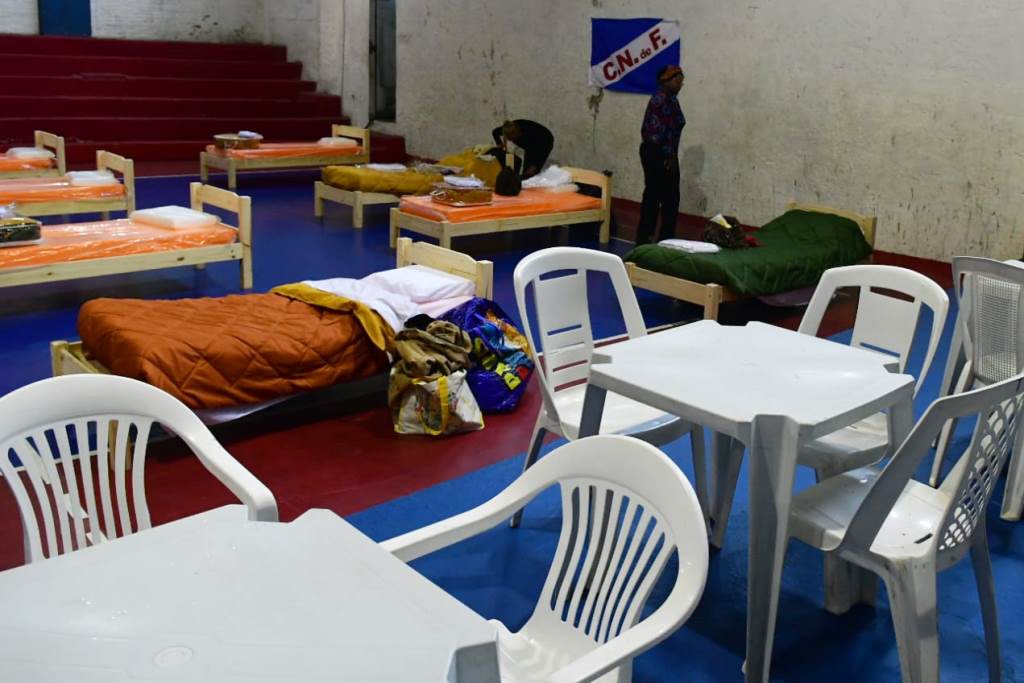 Gimnasio de voleibol de Nacional