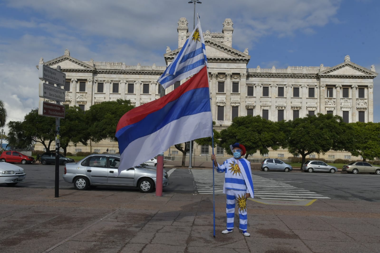Caravana por el Día de los Trabajadores. Foto: Leonardo Mainé