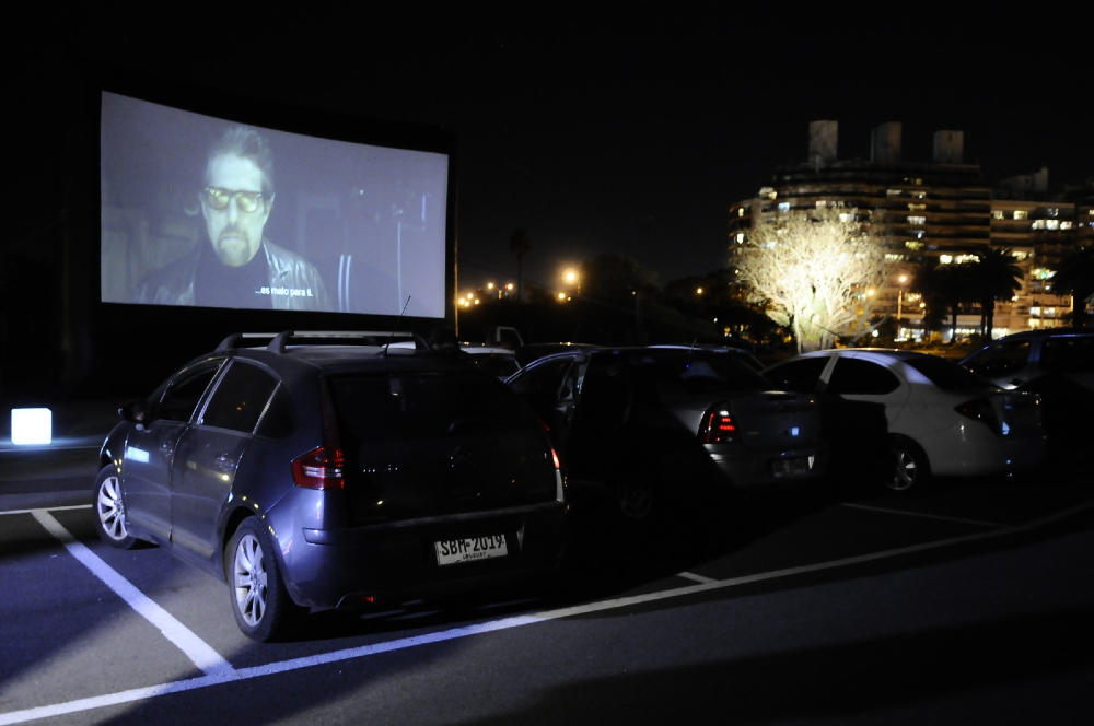 AutoCine Club, ubicado en los accesos al Faro de Punta Carretas. Foto: Darwin Borrelli.