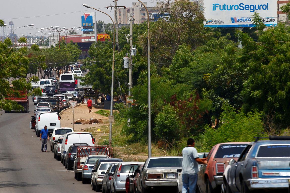 Falta de combustible en Venezuela. Foto: Reuters.