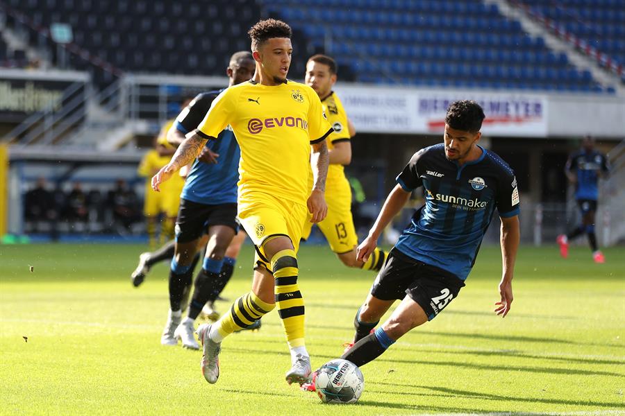 Jadon Sancho con el Dortmund ante Paderborn, hizo un hat-trick. Foto: EFE