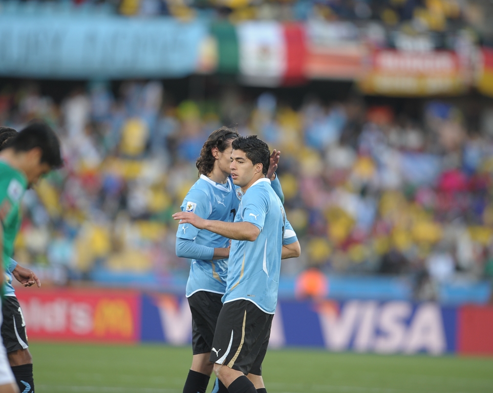 Luis Suárez y Edinson Cavani en un Mundial recordado para todo el Uruguay. Foto: Gerardo Pérez.