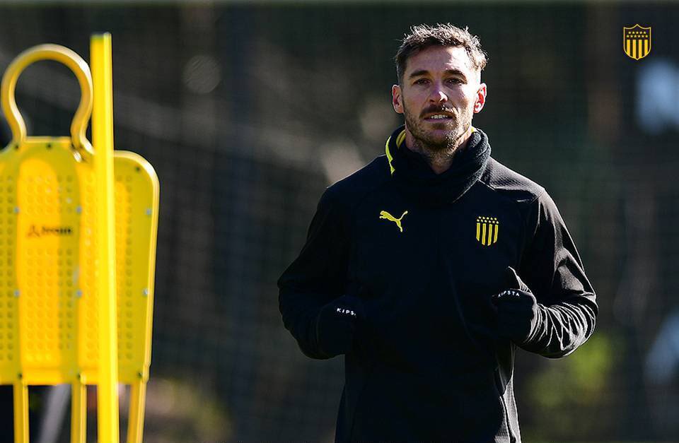 Xisco Jiménez de regreso en Los Aromos. Foto: Prensa Peñarol.