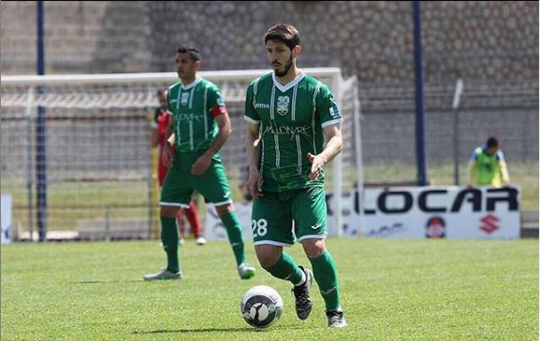Ignacio Nicolini defendiendo con los colores del Monopoli.