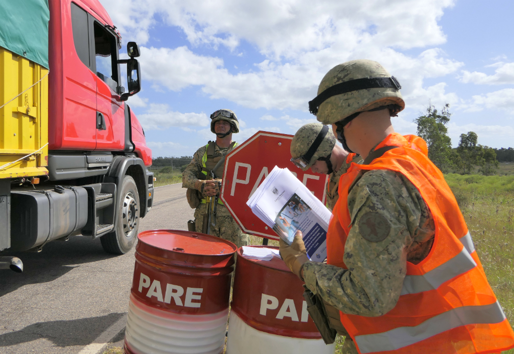 Los puestos migratorios serán los encargados de revisar que se cuente con el testeo previo. Foto: Ricardo Figueredo