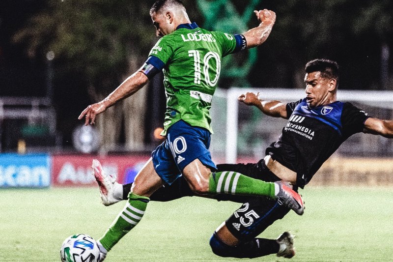 Nicolás Lodeiro con la camiseta del Seattle Sounders. Foto: @SoundersFC.
